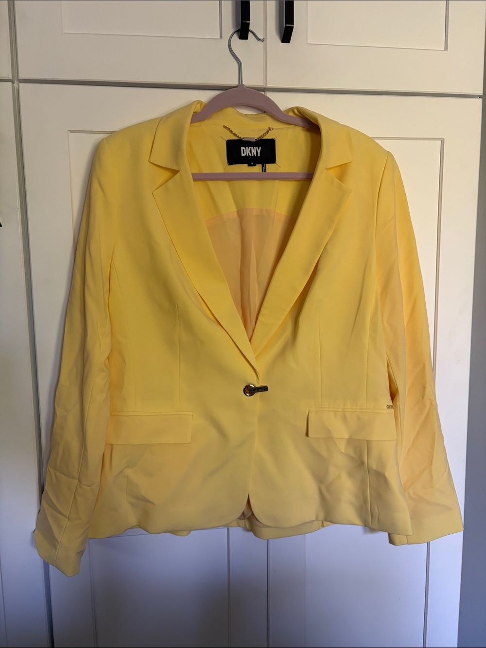 DKNY Butter Yellow Single-Button Notch-Lapel Blazer